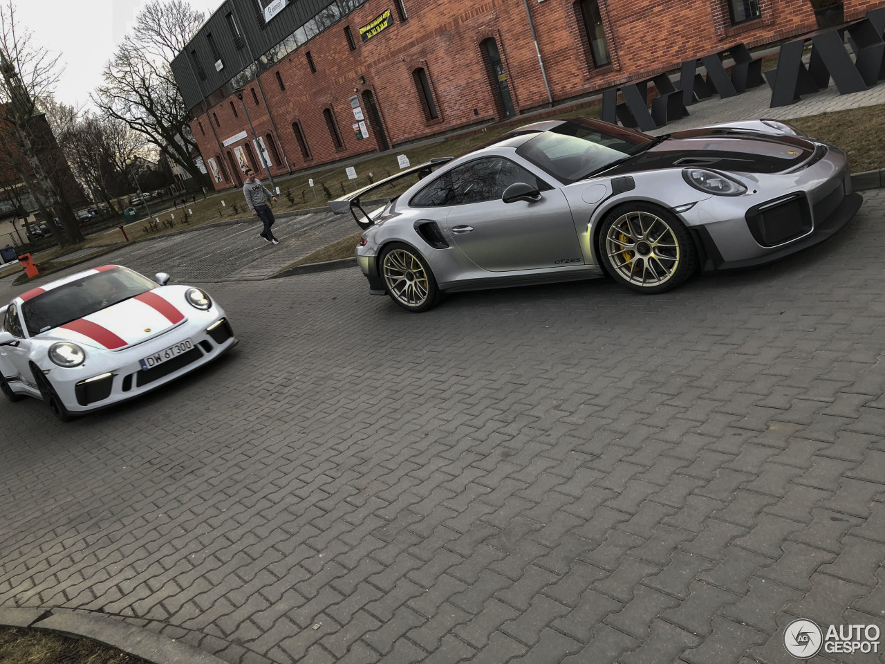 Porsche 991 GT2 RS Weissach Package