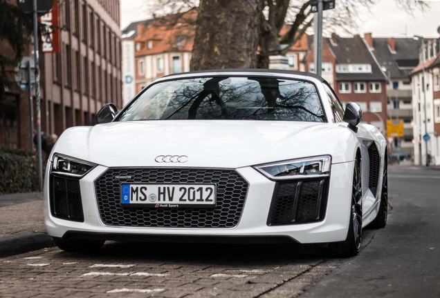 Audi R8 V10 Spyder 2016