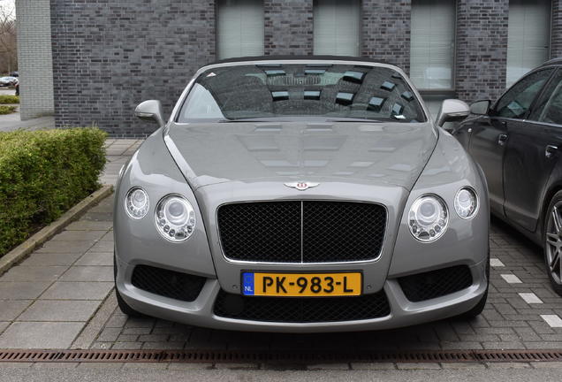 Bentley Continental GTC V8