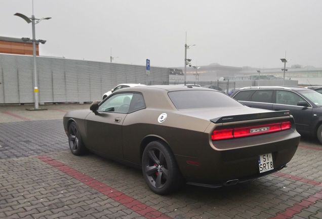 Dodge Challenger SRT-8