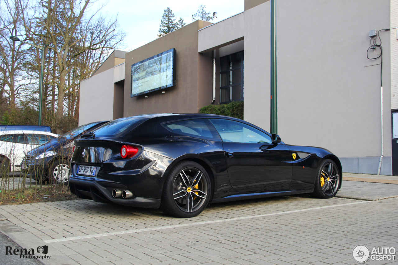 Ferrari FF