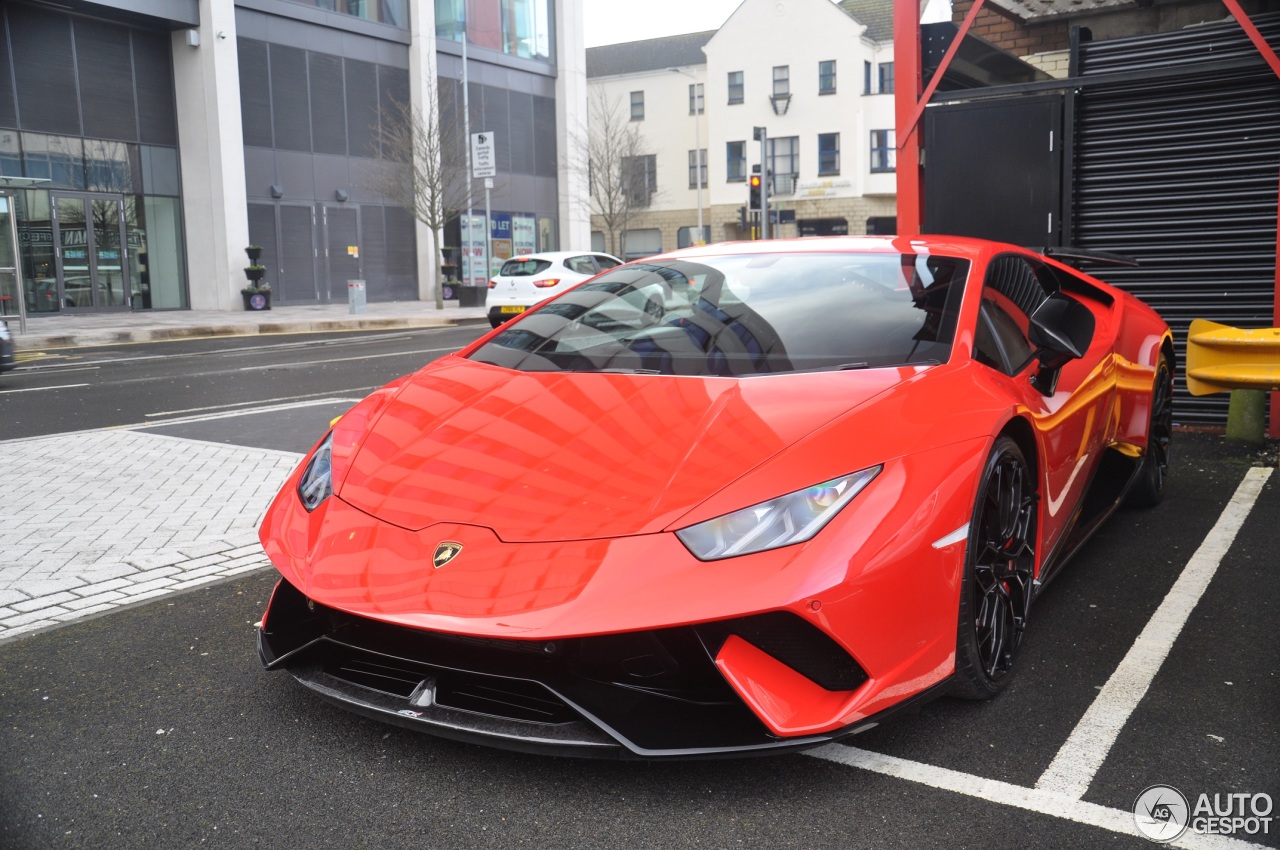 Lamborghini Huracán LP640-4 Performante