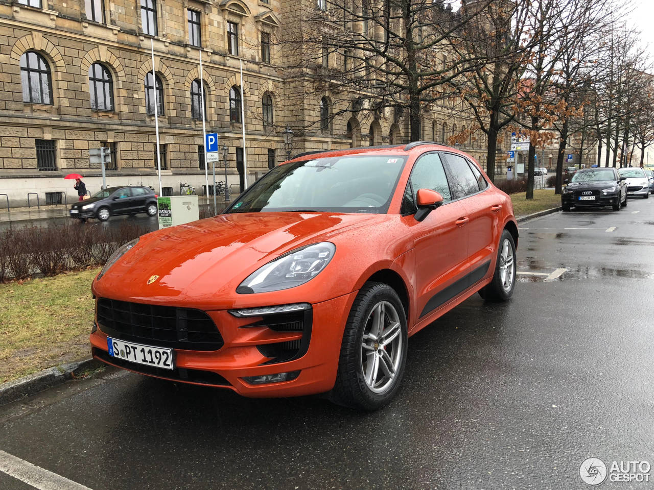 Porsche 95B Macan GTS