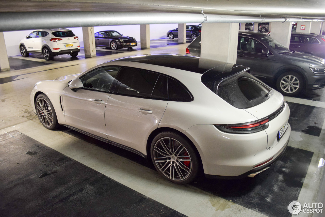 Porsche 971 Panamera Turbo Sport Turismo