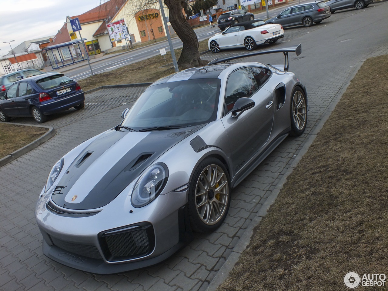 Porsche 991 GT2 RS Weissach Package