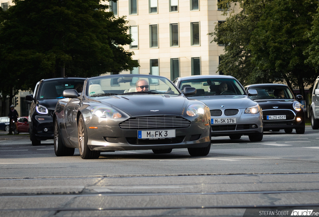 Aston Martin DB9 Volante