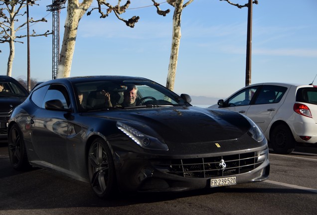 Ferrari FF