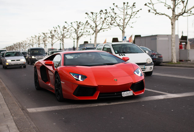 Lamborghini Aventador LP700-4