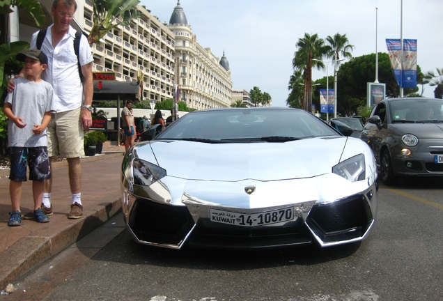 Lamborghini Aventador LP700-4 Roadster