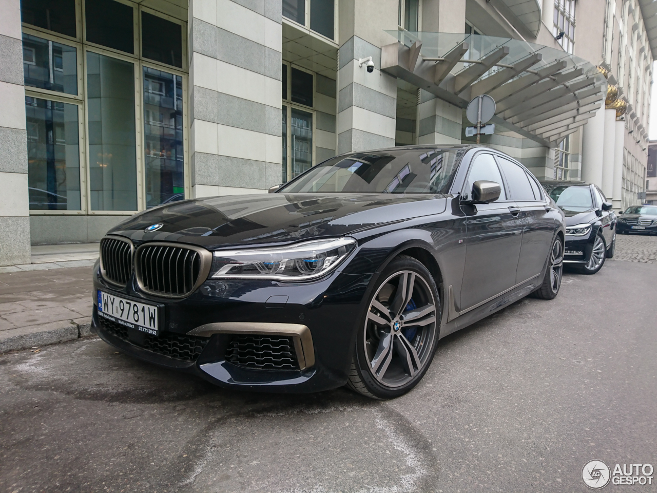 BMW M760Li xDrive