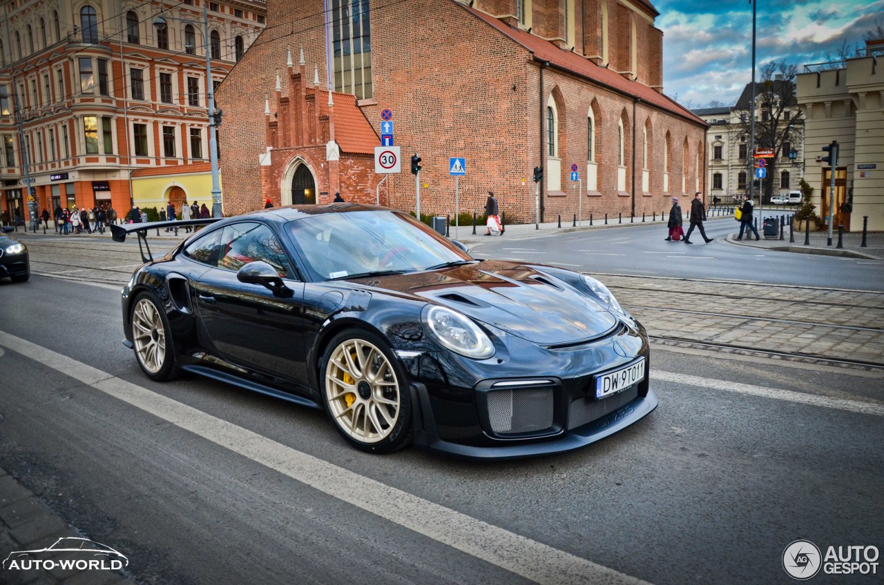 Porsche 991 GT2 RS Weissach Package