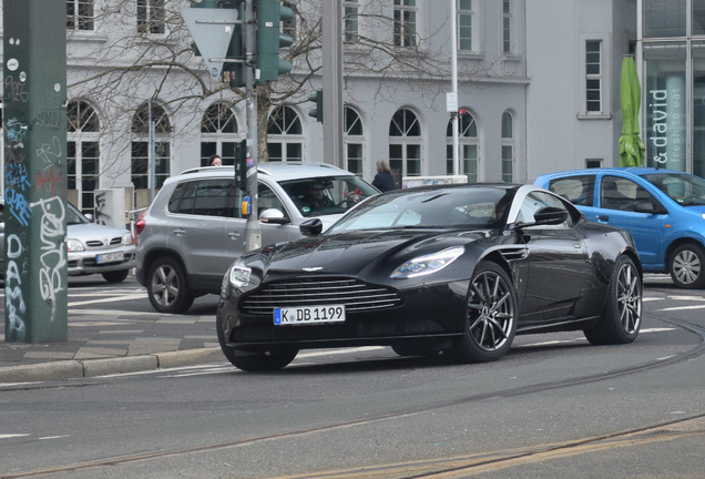 Aston Martin DB11