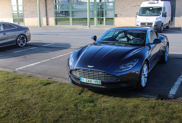 Aston Martin DB11 V8