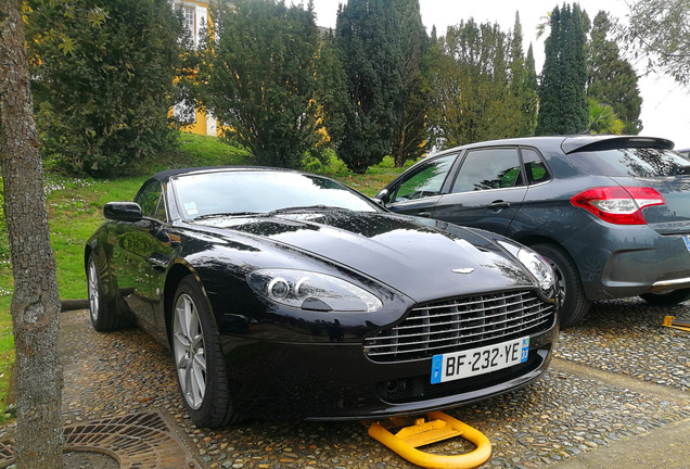 Aston Martin V8 Vantage Roadster