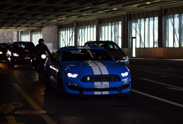 Ford Mustang Shelby GT350 2015