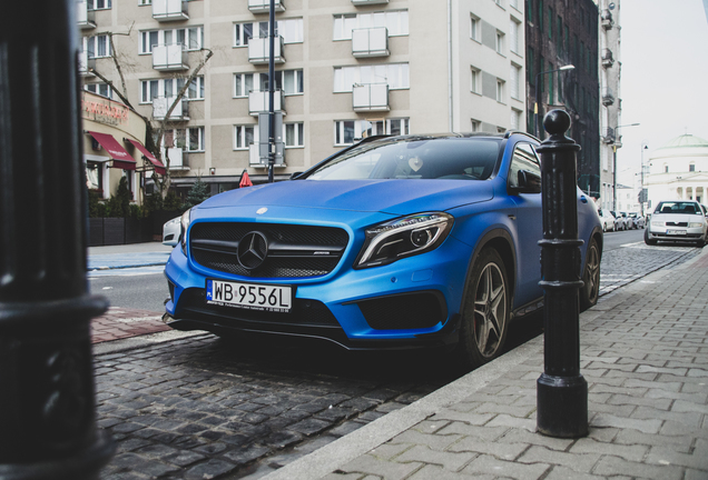 Mercedes-AMG GLA 45 X156