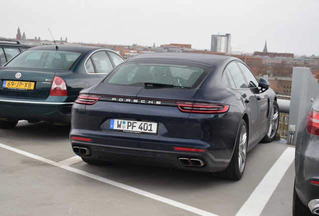 Porsche 971 Panamera Turbo