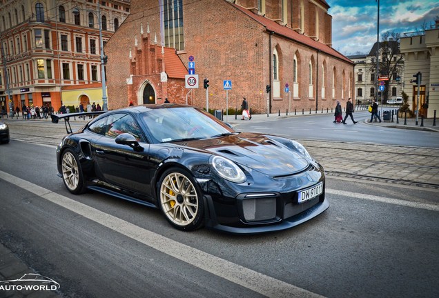 Porsche 991 GT2 RS Weissach Package