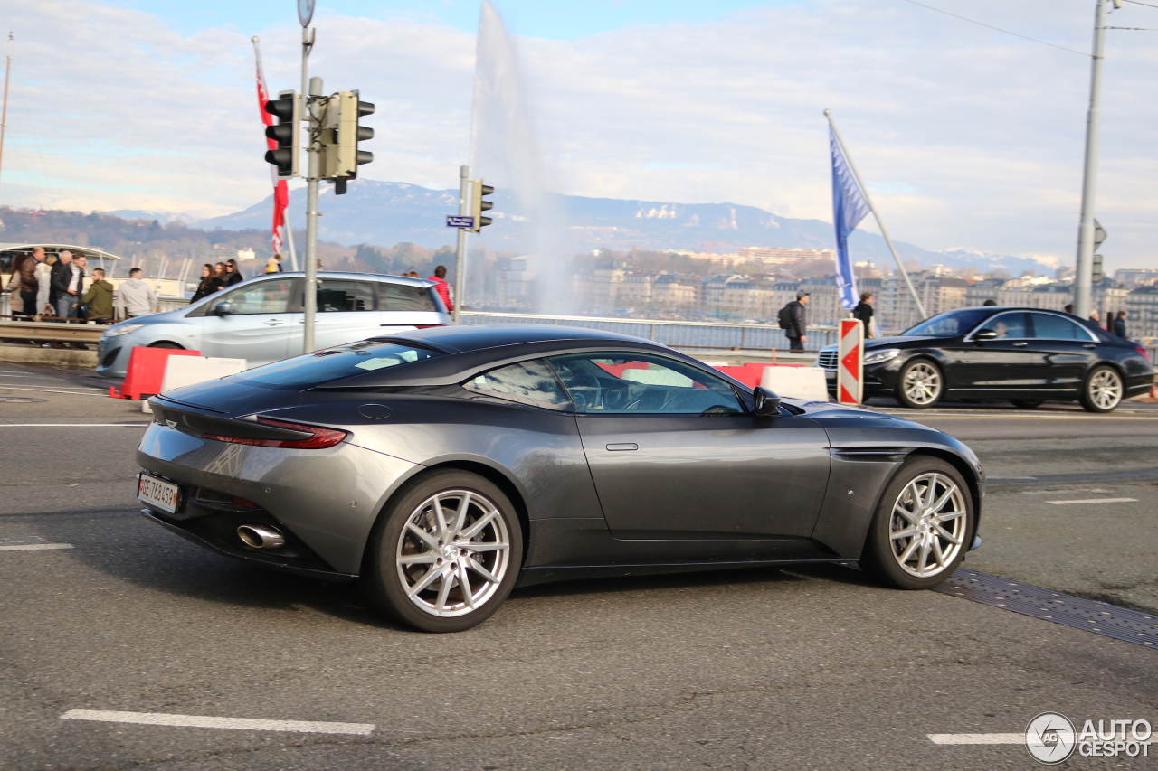 Aston Martin DB11