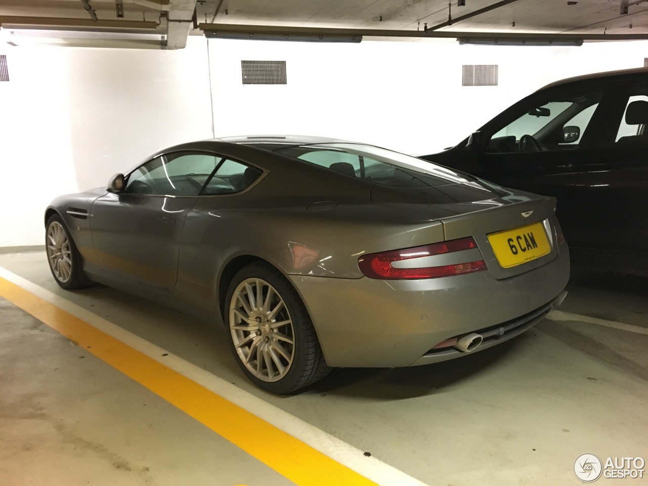 Aston Martin DB9