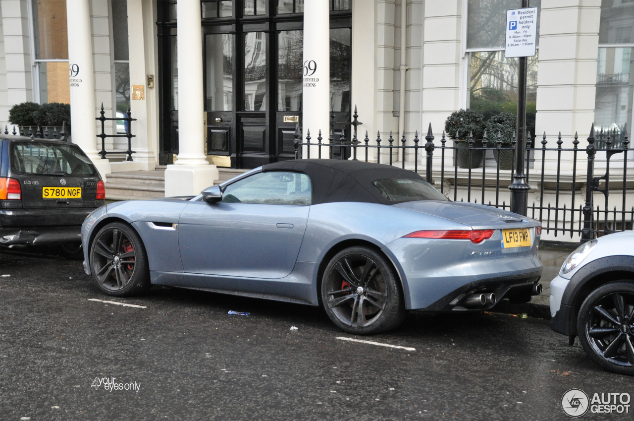 Jaguar F-TYPE S V8 Convertible