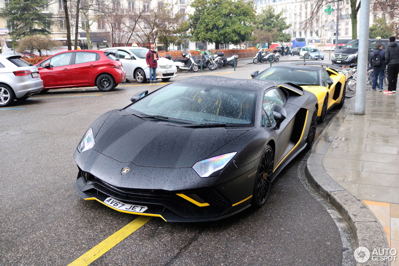 Lamborghini Aventador S LP740-4 Roadster