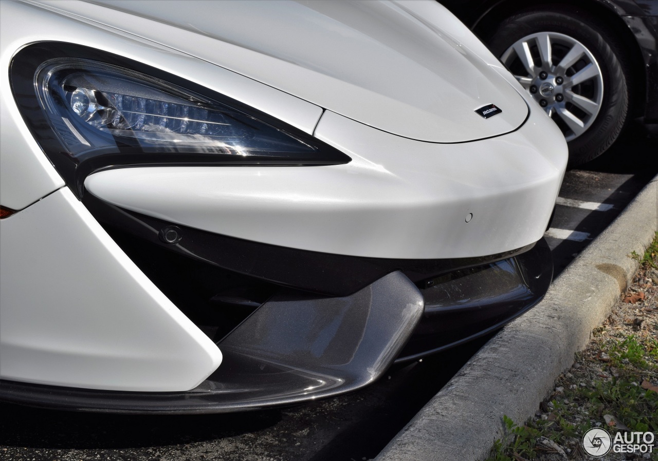 McLaren 570S