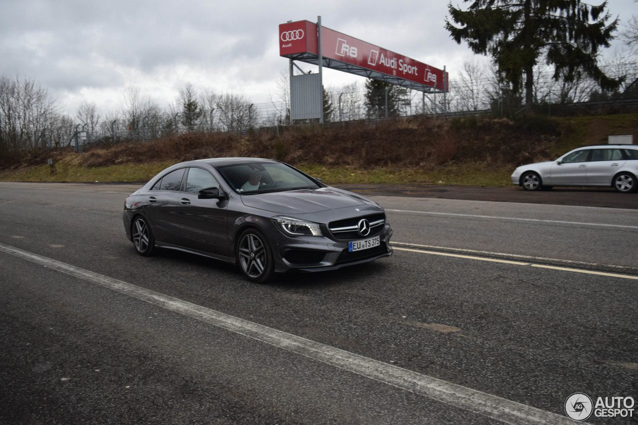 Mercedes-Benz CLA 45 AMG C117