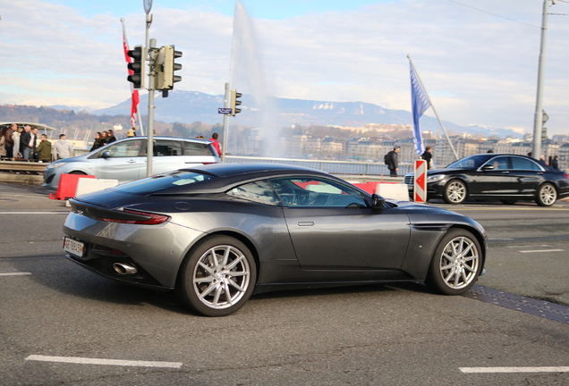 Aston Martin DB11