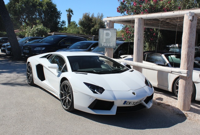 Lamborghini Aventador LP700-4