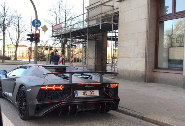 Lamborghini Aventador LP750-4 SuperVeloce Roadster