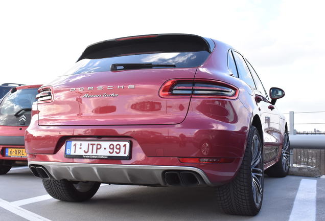 Porsche 95B Macan Turbo