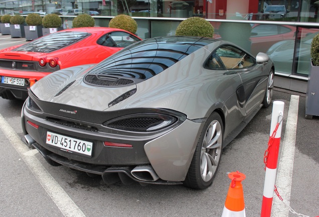 McLaren 570GT