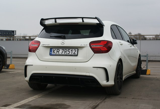 Mercedes-AMG A 45 W176 2015