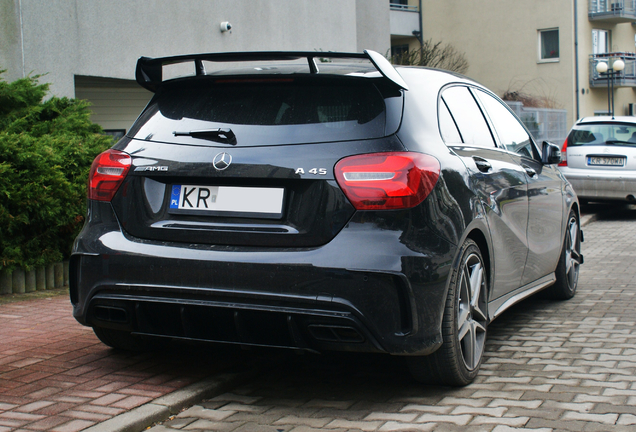 Mercedes-AMG A 45 W176 2015