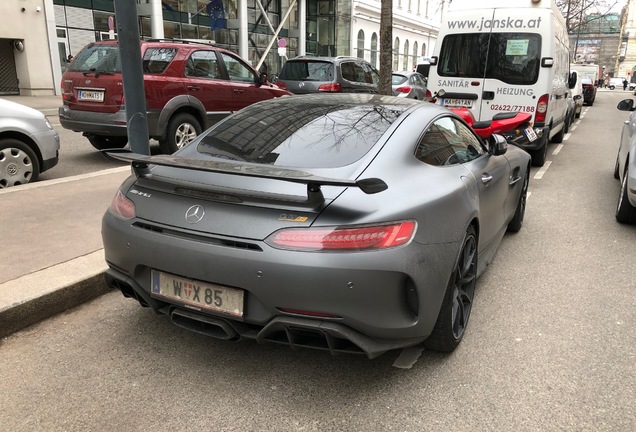 Mercedes-AMG GT R C190