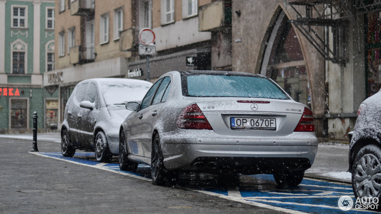 Mercedes-Benz E 55 AMG