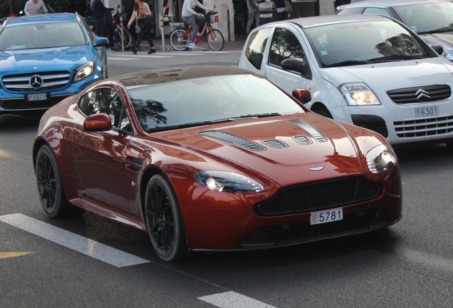 Aston Martin V12 Vantage S