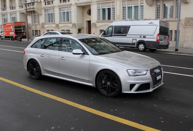 Audi RS4 Avant B8