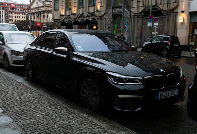 BMW M760Li xDrive