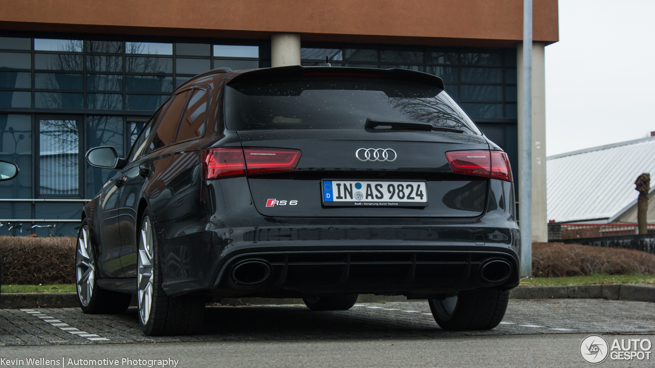 Audi RS6 Avant C7 2015