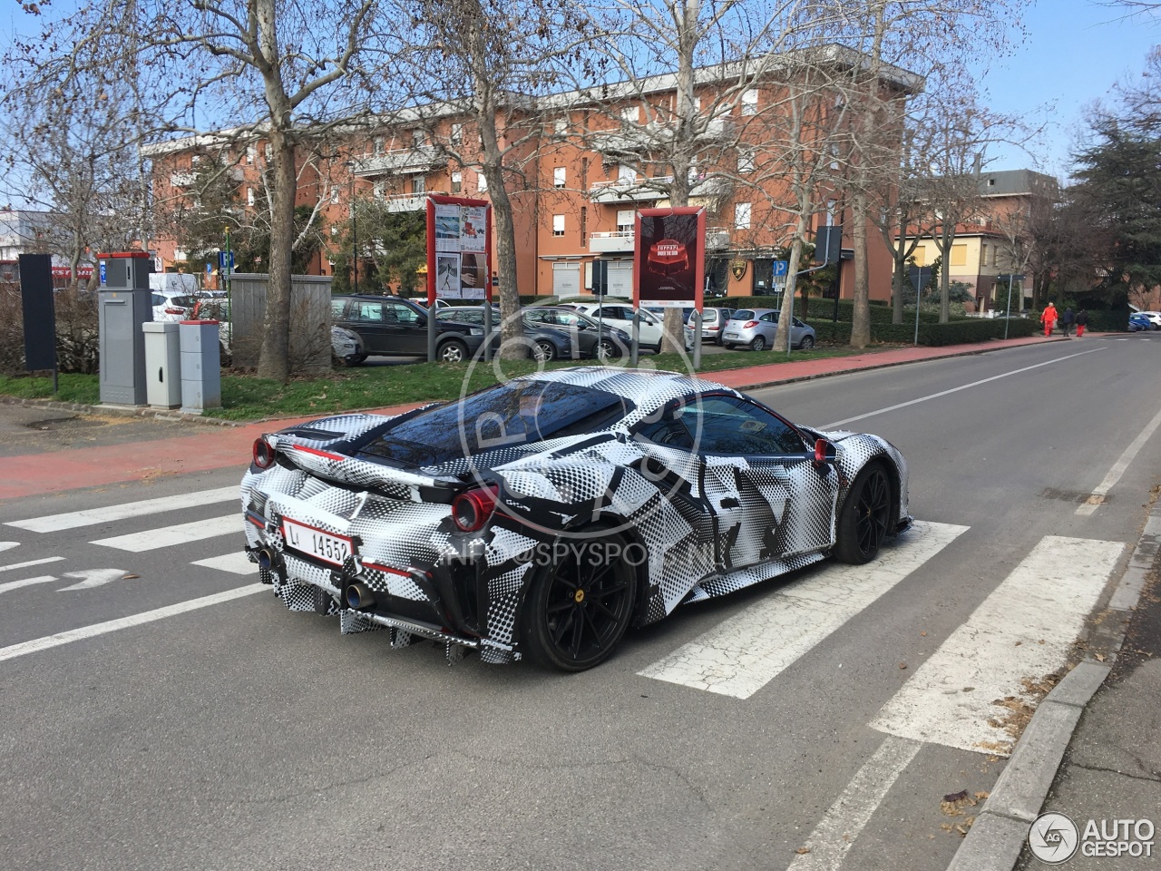 Ferrari 488 Pista