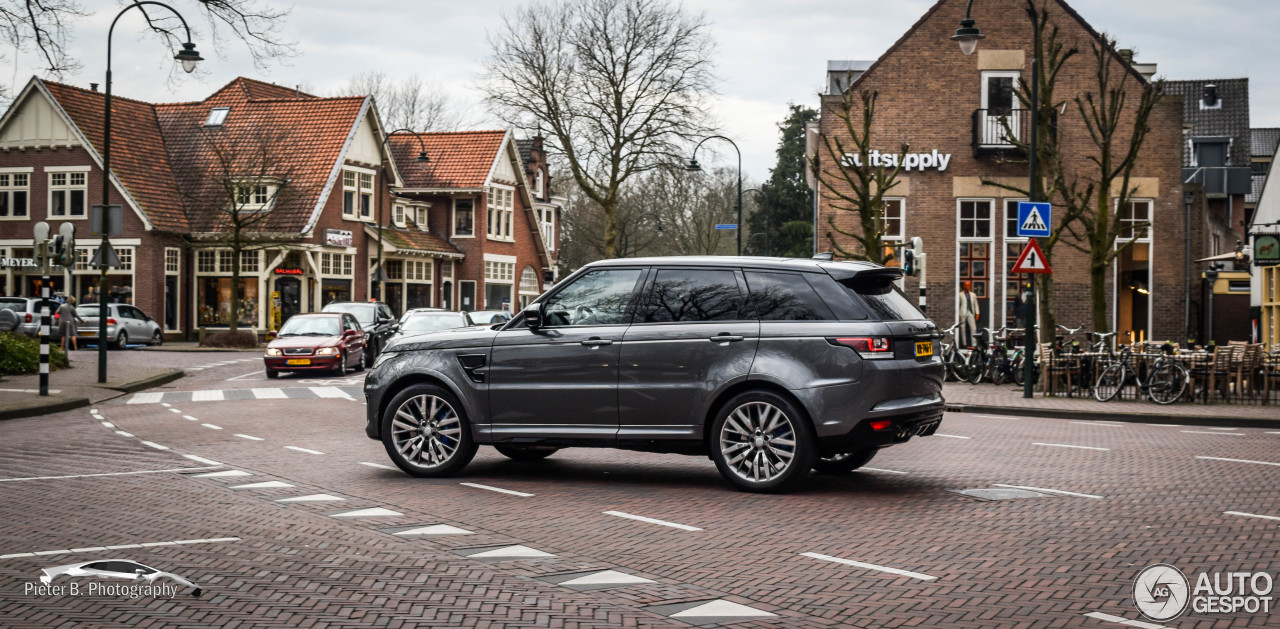 Land Rover Range Rover Sport SVR