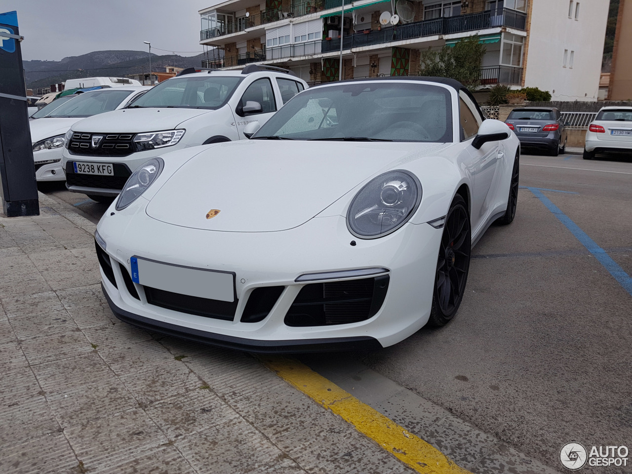 Porsche 991 Carrera GTS Cabriolet MkII