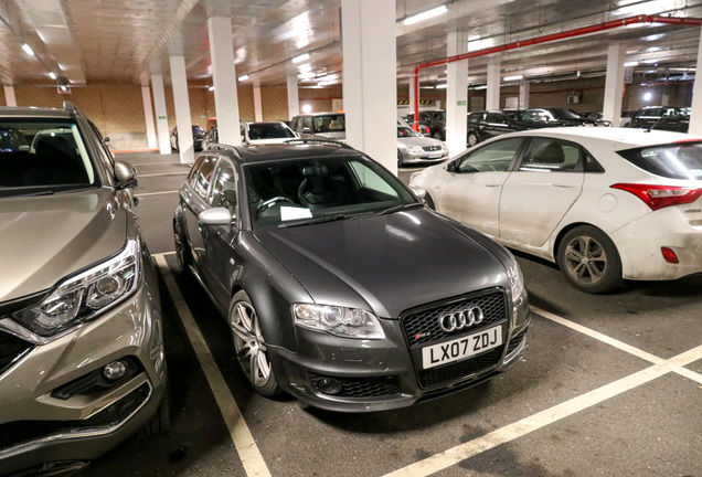 Audi RS4 Avant B7