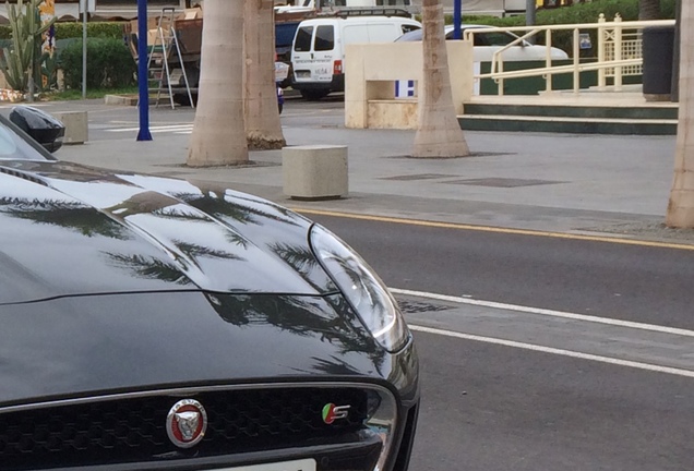 Jaguar F-TYPE S Coupé