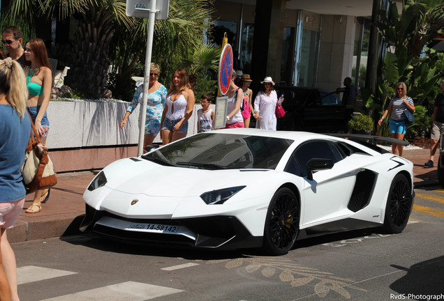 Lamborghini Aventador LP750-4 SuperVeloce