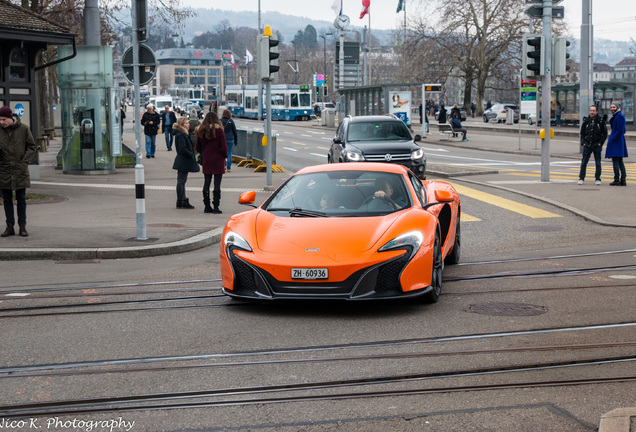 McLaren 650S