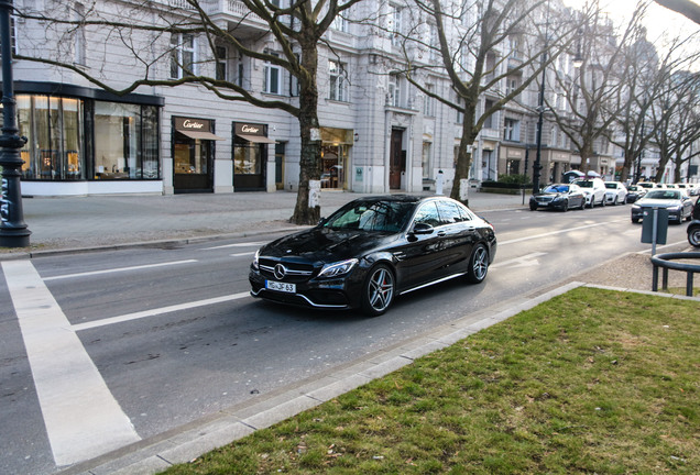 Mercedes-AMG C 63 S W205