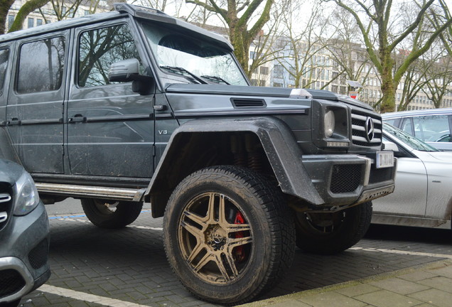 Mercedes-Benz G 500 4X4²